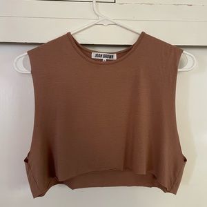 Joah Brown Cropped Muscle Tee